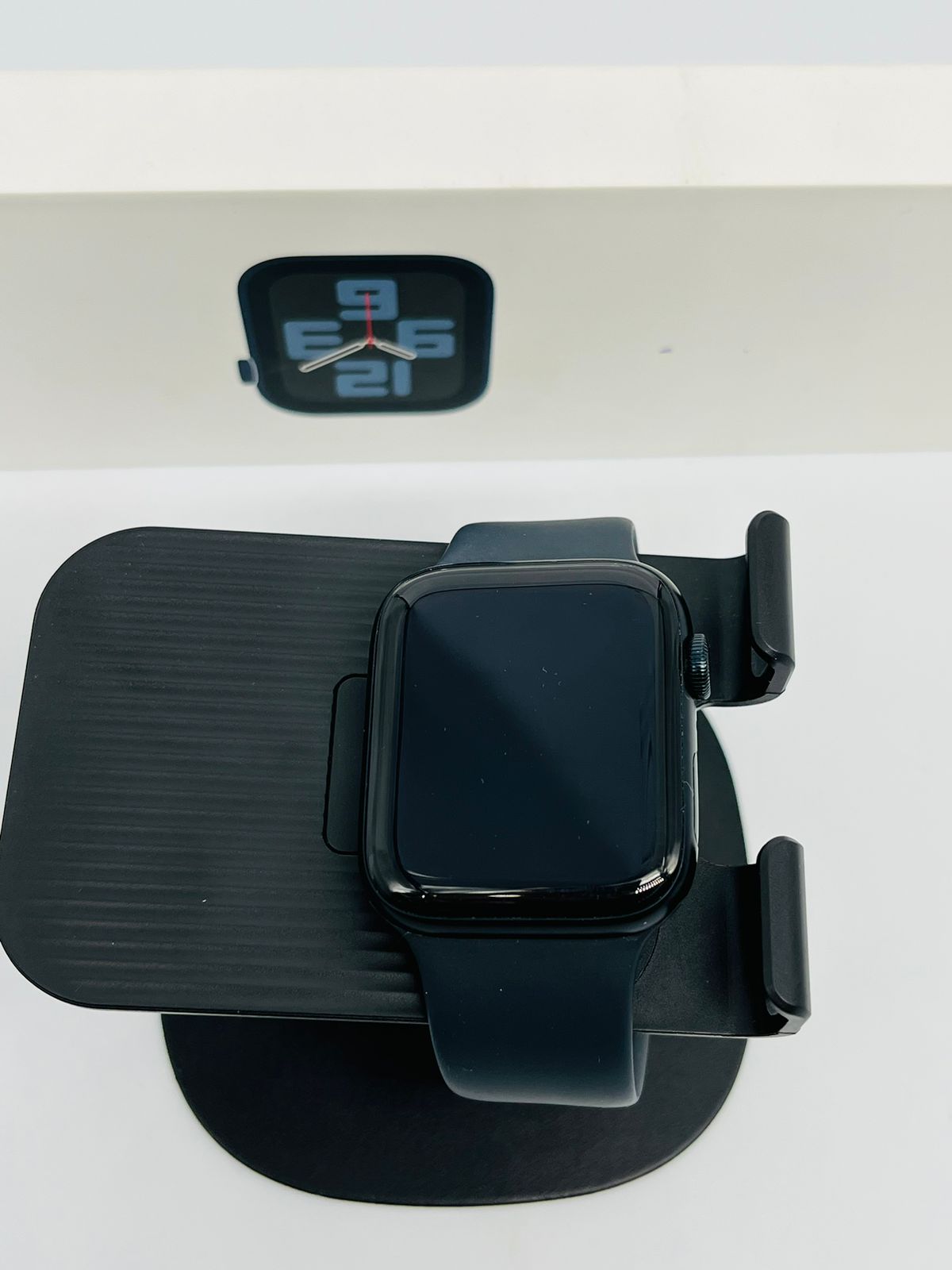 Apple Watch SE(2nd Gen) 44mm - фото_0