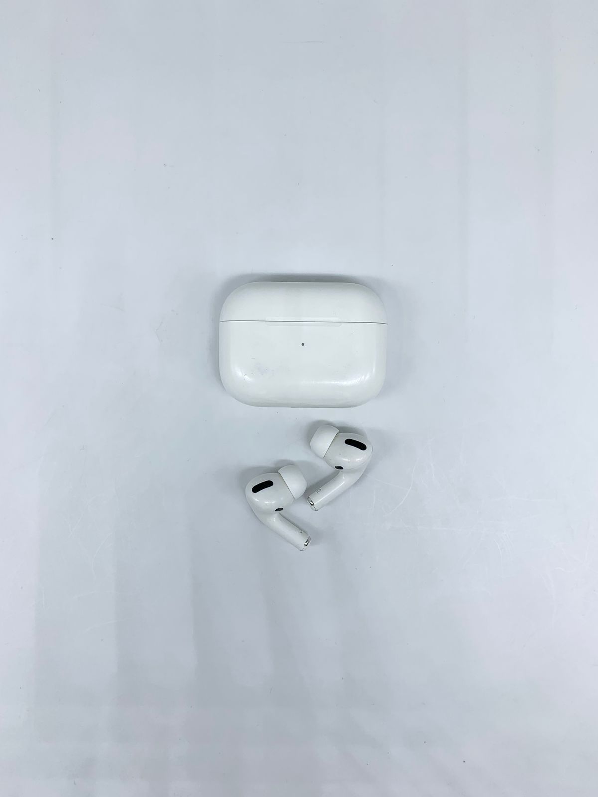 Apple AirPods Pro - фото_1