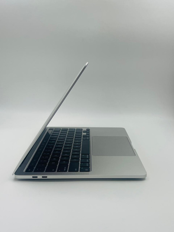 Apple MacBook Pro  2022 - фото_2