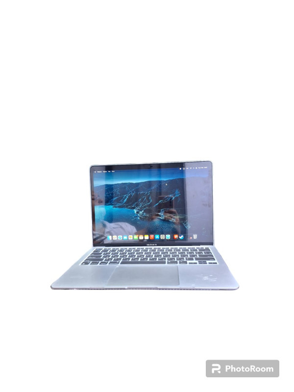 Apple MacBook Air  2020 - фото_2