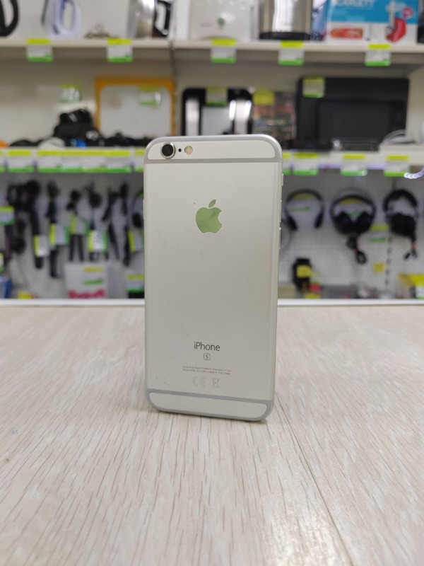 Смартфон Apple Iphone 6S, Мобильные телефоны, Горно-Алтайск