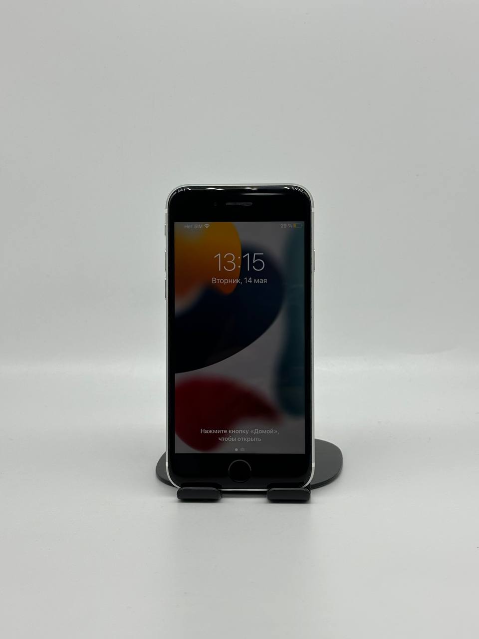 Apple iPhone SE 128GB - фото_1