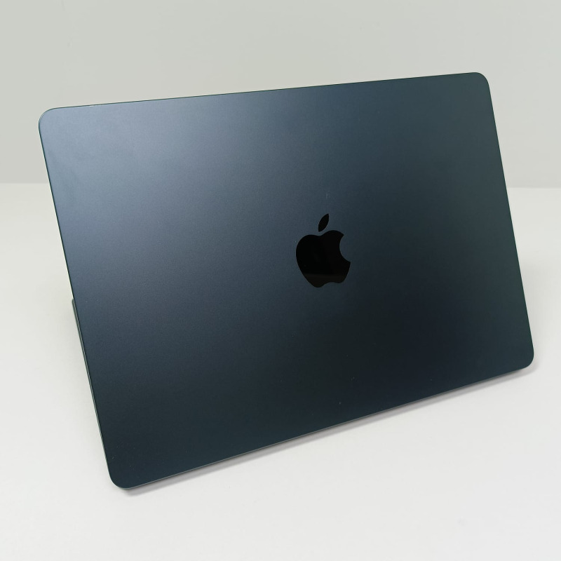 Apple MacBook Air  2022 - фото_0