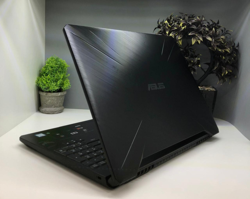 Asus Core i5/9 пок - фото_0